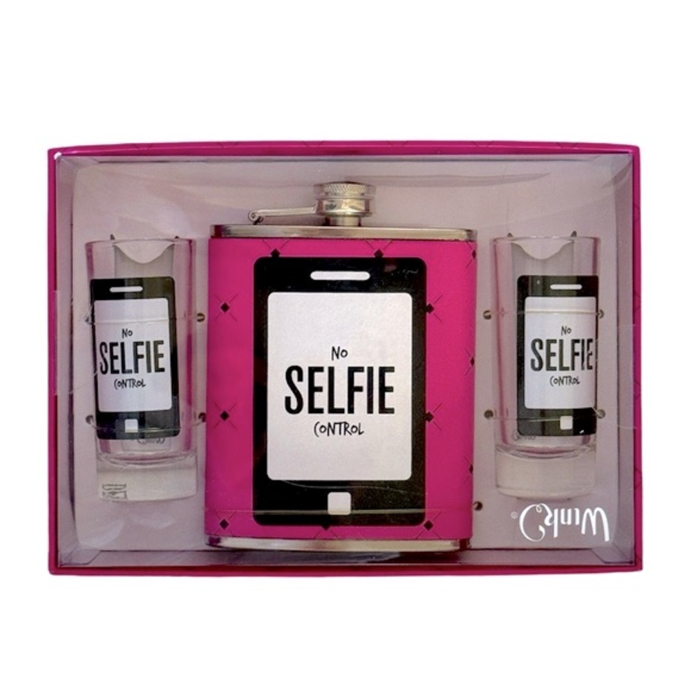 WINK “NO SELFIE CONTROL” Hip Flask & Shot Glass Gift Set 3-Piece NEW NIB